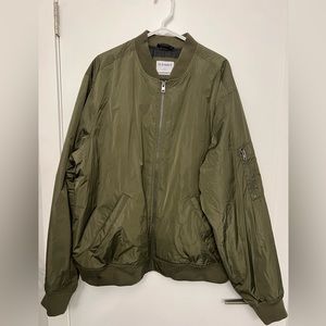 XXL Old Navy bomber jacket. Green. Used